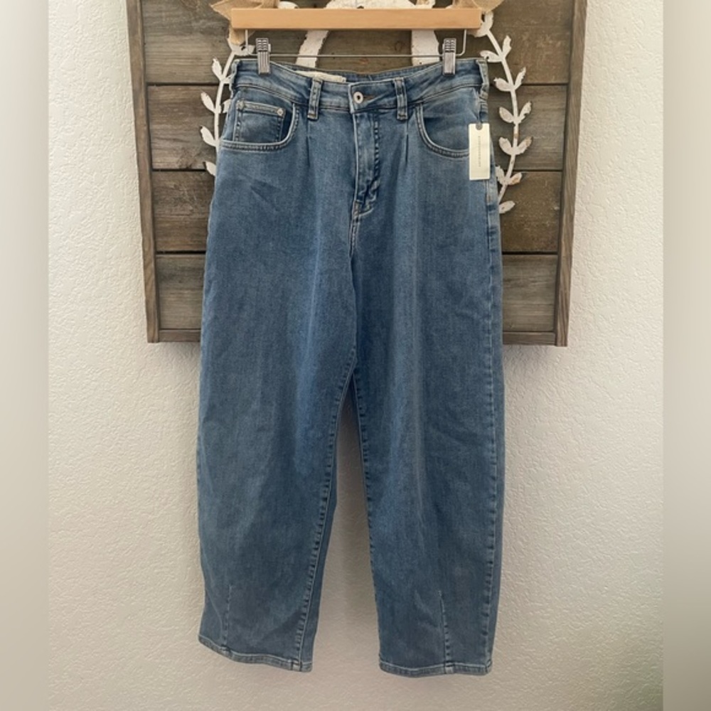 Anthropologie Pilcro pleated front denim jeans size 27 NWT